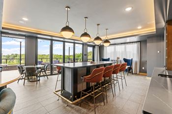 Cocktail lounge & roof deck